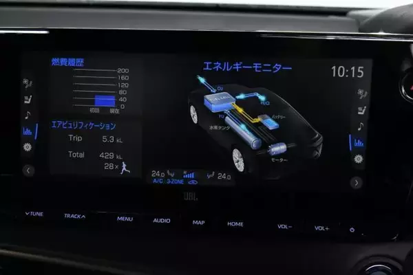 「【試乗】新型MIRAIは完成度の高い「高級車」！　FCV「だから」を言い訳にしない圧倒的な実力とは」の画像