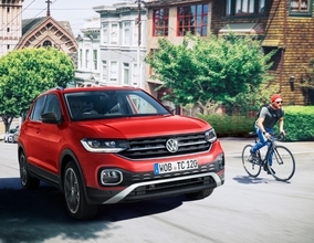 フォルクスワーゲンT-Crossカタログモデルが発売開始！　２グレード展開で278万円から