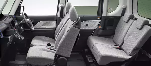 「「ミニバン」「コンパクト」「SUV」！　年度末セールで狙いたいジャンル別「お買い得」車種とグレード４選」の画像