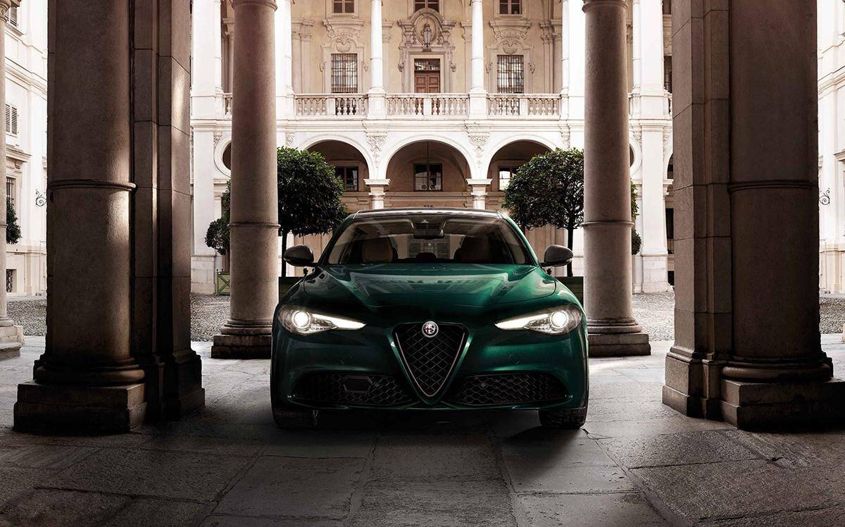 アルファロメオ ジュリアに限定車 ヴィスコンティエディション を設定 歴史を感じさせるグリーンの車体色を採用 21年3月8日 エキサイトニュース