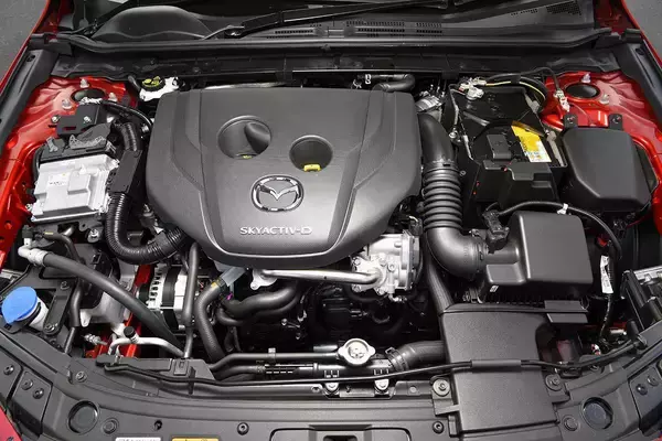 「価格は高いが燃料代は安い「ディーゼル」は「ガソリン」よりお得？　マツダの３機種で徹底比較した！」の画像