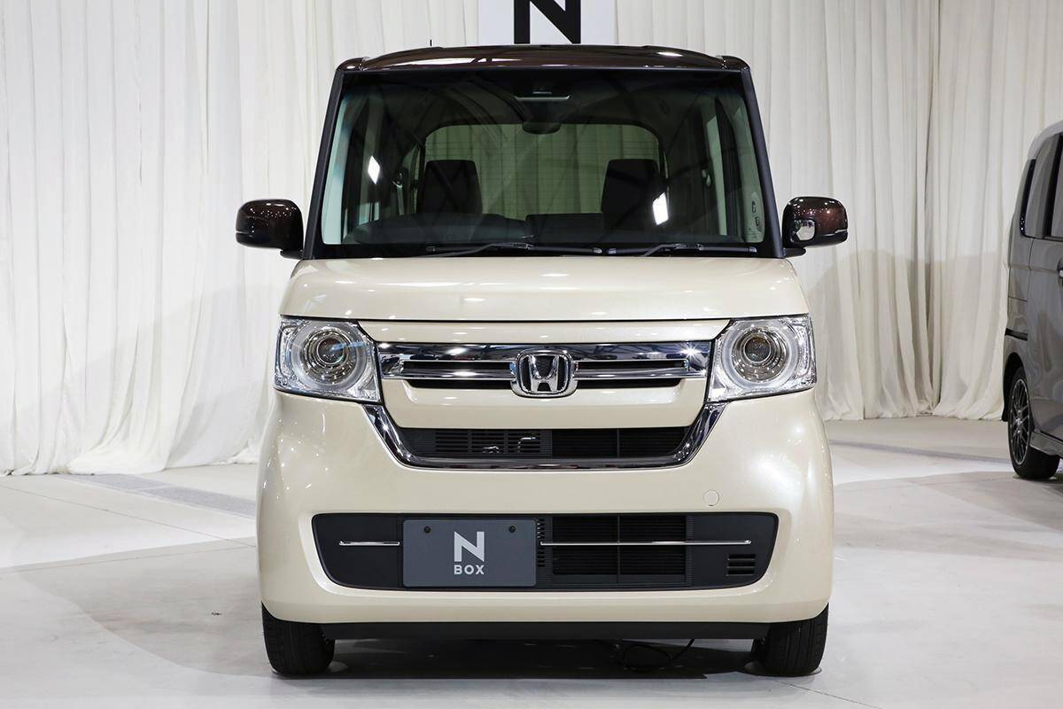レーシングドライバーが思わず「惜しい」！　最新車４台の「デキが良い」からこそ「気になる」ポイント