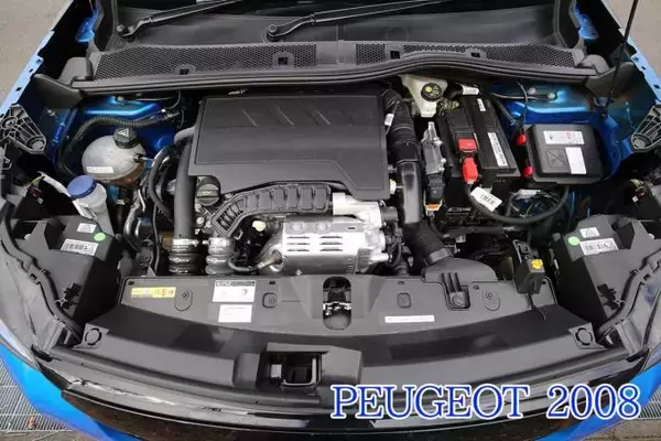 「キャプチャー・CX-30・2008・レネゲード！　最新「オシャレ系」小型SUV4台を徹底比較」の画像