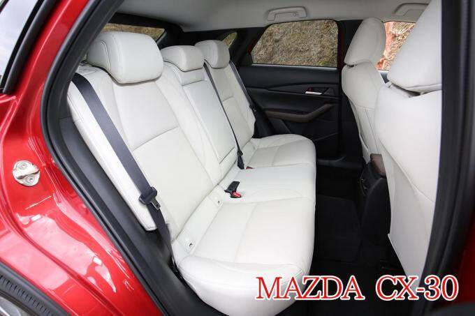 キャプチャー・CX-30・2008・レネゲード！　最新「オシャレ系」小型SUV4台を徹底比較