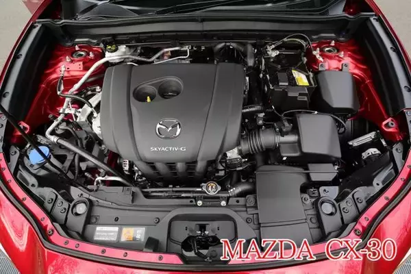 「キャプチャー・CX-30・2008・レネゲード！　最新「オシャレ系」小型SUV4台を徹底比較」の画像