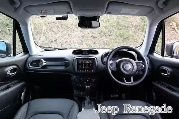 「キャプチャー・CX-30・2008・レネゲード！　最新「オシャレ系」小型SUV4台を徹底比較」の画像