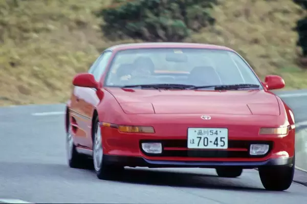 「これだけ中古が人気なんだから「復活」させるべき！　ユーザーが「後継車」を切望する「絶版」国産モデル４選」の画像