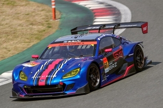 レンズを通せばすべてが見える！　ドライバーに愛される巨匠カメラマンの「スーパーＧＴ」ウラ側