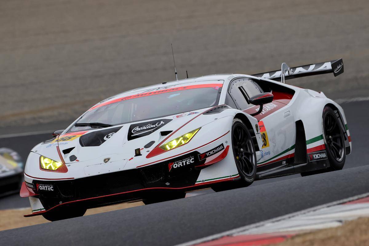 レンズを通せばすべてが見える！　ドライバーに愛される巨匠カメラマンの「スーパーＧＴ」ウラ側