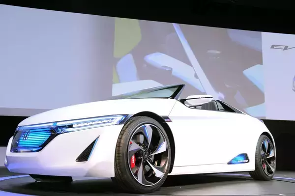 「開発者の「あそび心」から生まれたS660！　消えゆく名車の７年を振り返る」の画像