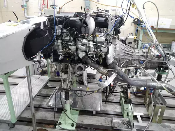 「4000万円超えのR32GT-R！　500万円近い初代ロードスター！　メーカー直系のレストア車が「新車価格」を超えるワケ」の画像