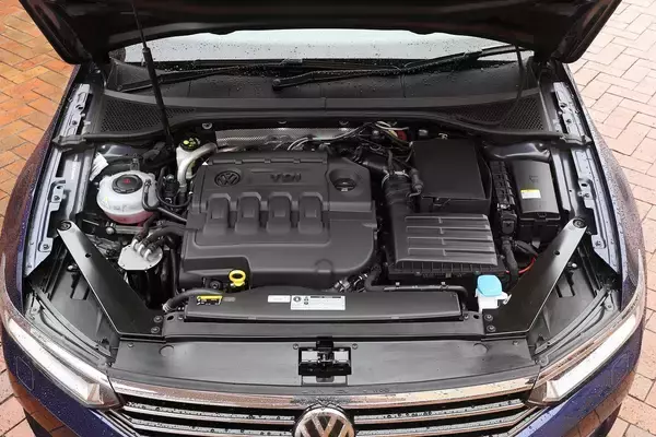 「レースでも採用されたのにナゼ？　市販車ディーゼルにスポーツモデルが存在しないワケ」の画像