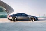 「Audi e-tron GTが日本初披露！　発売は2021年秋以降で1399万円から」の画像2