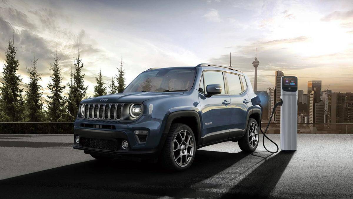 いまクルマを買うなら「プラグインハイブリッド」がベストな選択かも！　多数揃った国内外モデルの「買い」とは