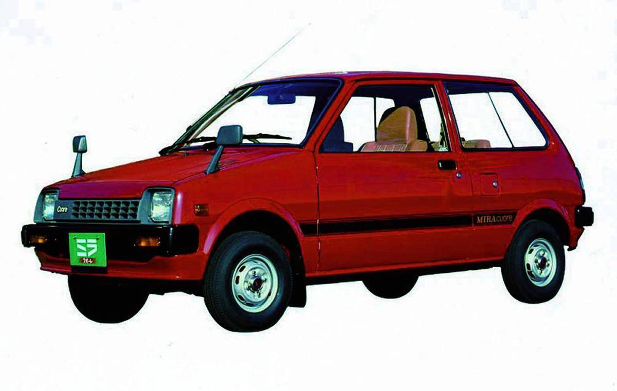 「女性向け」は必要なくなった？　イマドキの「女性ターゲット」小型車事情