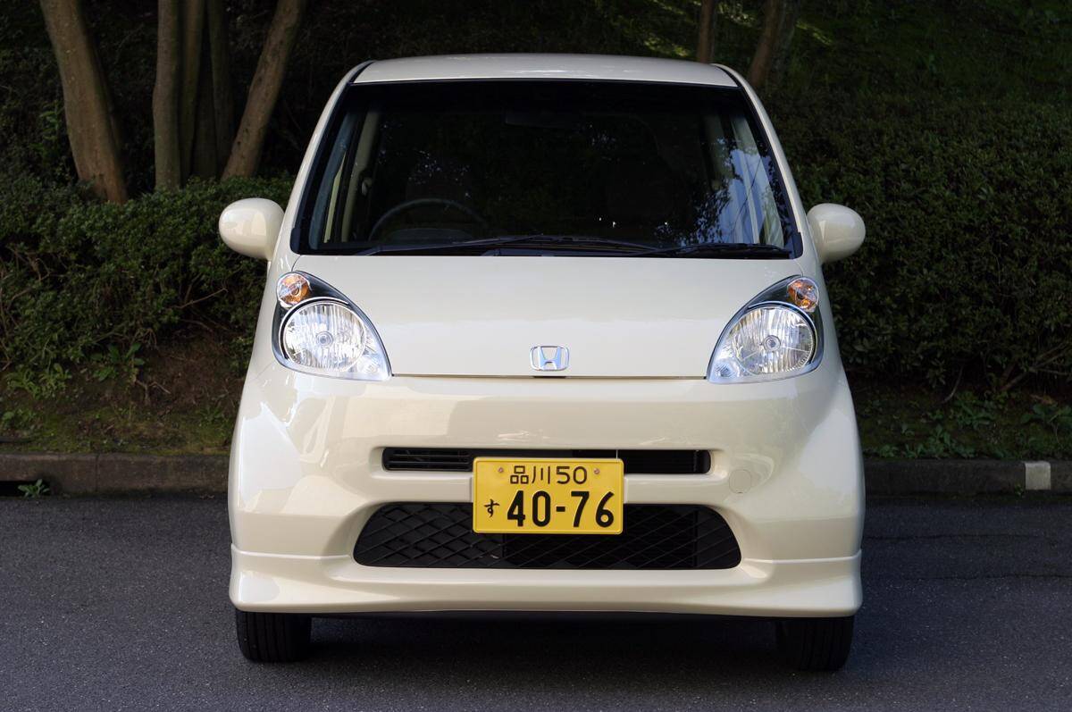 「女性向け」は必要なくなった？　イマドキの「女性ターゲット」小型車事情