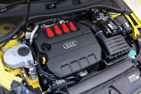 「アウディA3シリーズがフルモデルチェンジ！　48Vマイルドハイブリッドや最新インフォテインメントシステムを採用」の画像