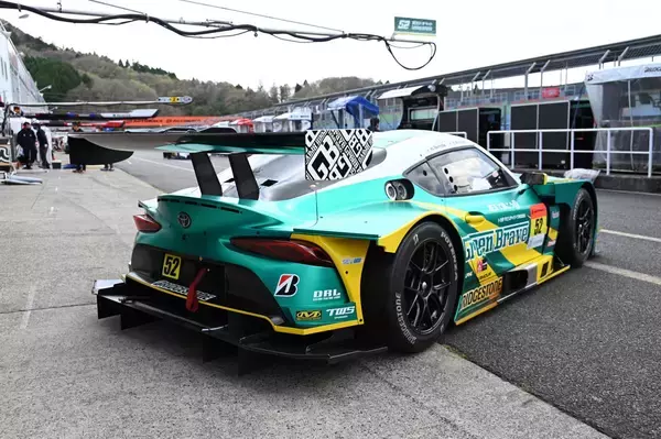 「値段は高級住宅並！　燃費はGT500より悪い！　スーパーGTのGT300に参戦する「GRスープラ」のもの凄い中身」の画像