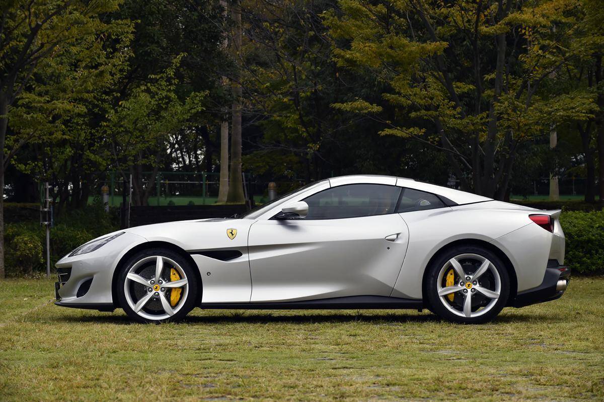 ローテーションもできるし同サイズのほうがラク！　それでも前後で「異なるサイズ」のタイヤ装着車が存在するワケ