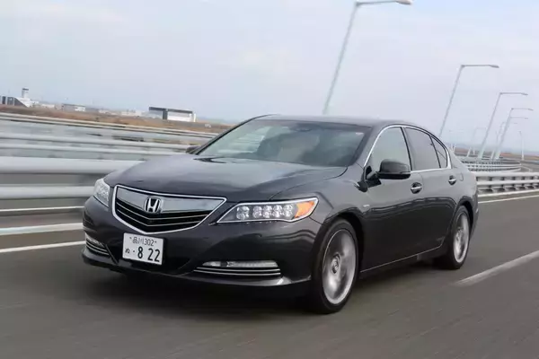 「衝撃のハイパフォーマンスが激安で買える！　庶民でも手が出せる「バカッ速」なのに「安い」中古車４選」の画像