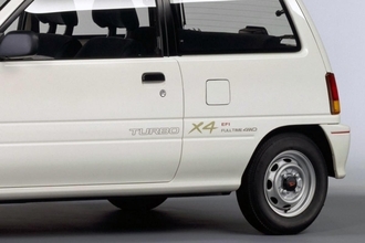 昭和に流行ったステッカーチューン！　形は変われどいまでも人気カスタムだった