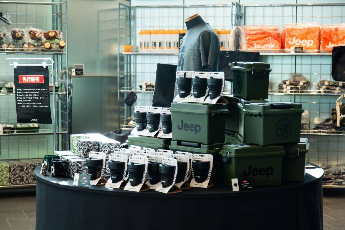 全開の「男臭さ」を消すのがコツ！　女子にもすすめたい「イカツ系」クルマ５台と「女子感」を演出する方法