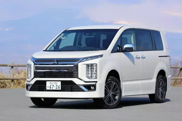 全開の「男臭さ」を消すのがコツ！　女子にもすすめたい「イカツ系」クルマ５台と「女子感」を演出する方法