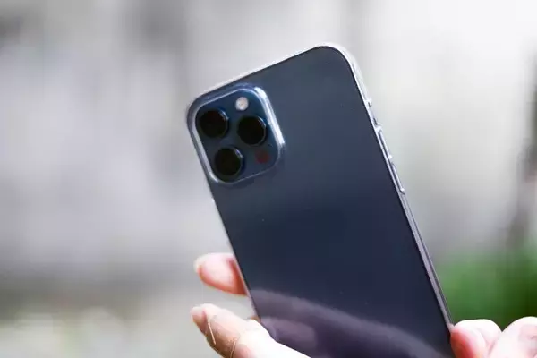 「PCやスマホのように自宅でアップデートできないのはなぜ？　「コンピュータ制御だらけ」のクルマにディーラー入庫が必須な理由」の画像