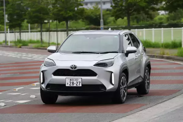 「トップ10に７車種とトヨタ１強！　「カローラクロス」「アクア」「ランクル」などこの先も圧巻の新車ラッシュ」の画像