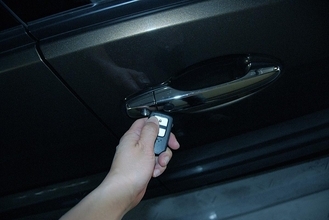 オーナーの「無防備さ」がクルマの盗難を招く！　いますぐ実行すべき「盗難対策」７つ