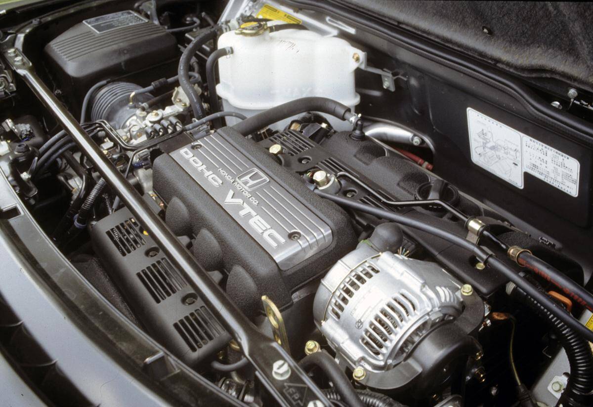 ファンはいたのに現実は厳しかった！　「法規制」の強化で「存続」できなかった名車７台