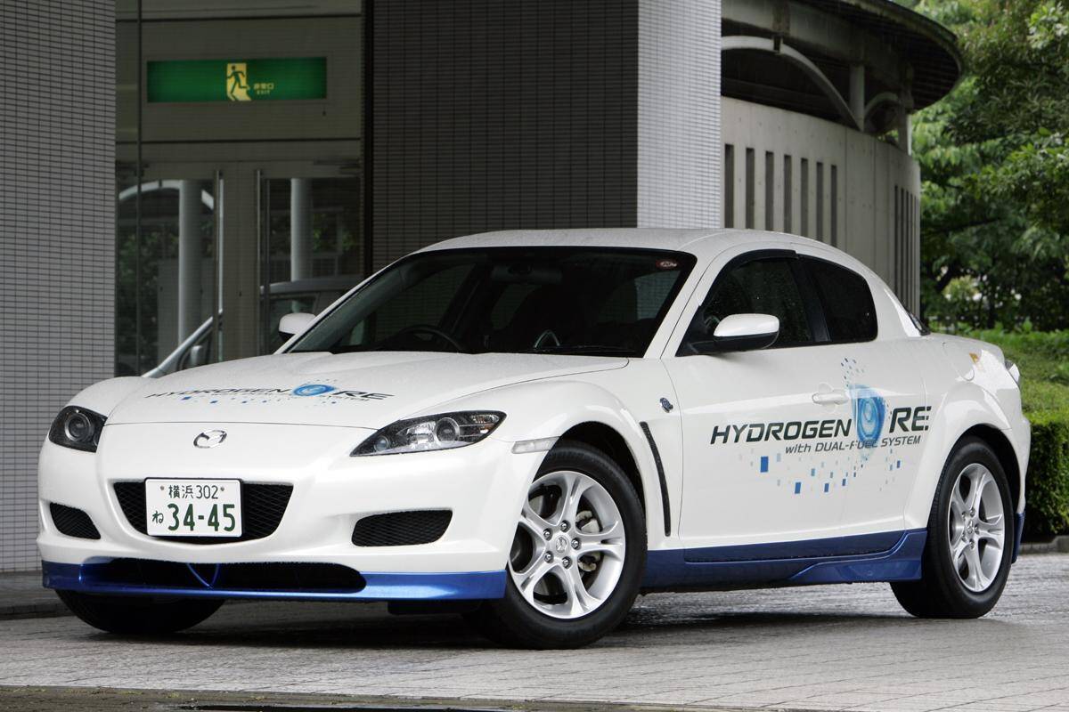 「電動化」が「目的」になってはいけない！　トヨタが「水素エンジン」でレースに出た「本当の意味」