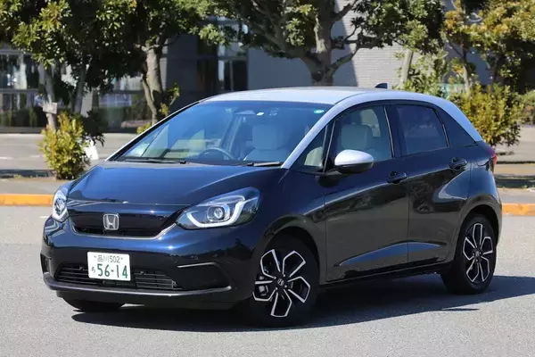 「人気すぎる「N-BOX」に苦しむホンダ！　コロナ禍の「プチ贅沢」さえも吸収するN-BOXの異質さ」の画像