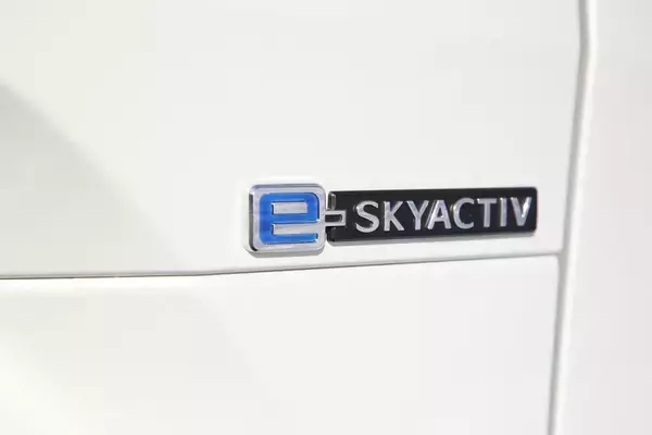 「「リースのみ」って言ってたのになぜ？　MX-30のEVが方向転換して一般販売を行うワケ」の画像