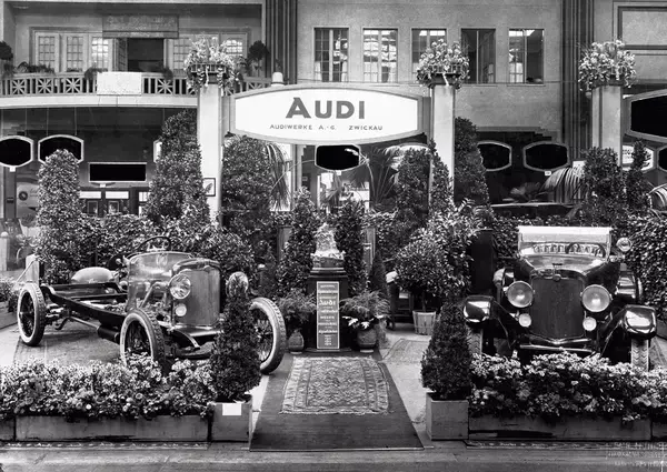 「【2021最新版】アウディの現行SUV“Qシリーズ”全5車種をご紹介　編集部のおすすめはコレだ！」の画像