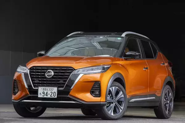 「泥系の「無骨」さ皆無！　自宅リビングより「オシャレ番長」な室内のSUV５選」の画像