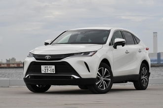 泥系の「無骨」さ皆無！　自宅リビングより「オシャレ番長」な室内のSUV５選