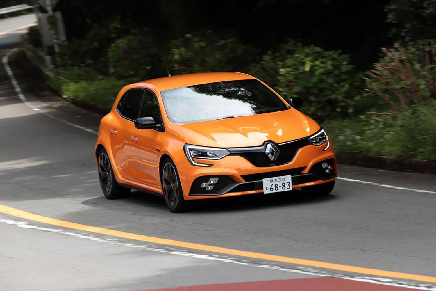 絶対王者ドイツ車が苦戦！　いま日本市場でフランス車が好調なワケ