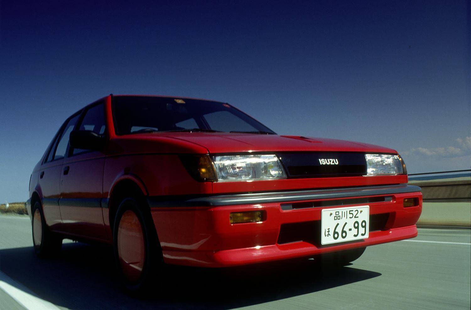 ライバル同士の力で誕生した「珠玉のマシン」！　メーカー間コラボが生み出した６つの至宝