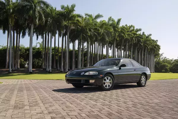 「コロナ禍でも落ち込まず！　日本車の苦手分野「高級車」で「レクサス」が成功できたワケ」の画像