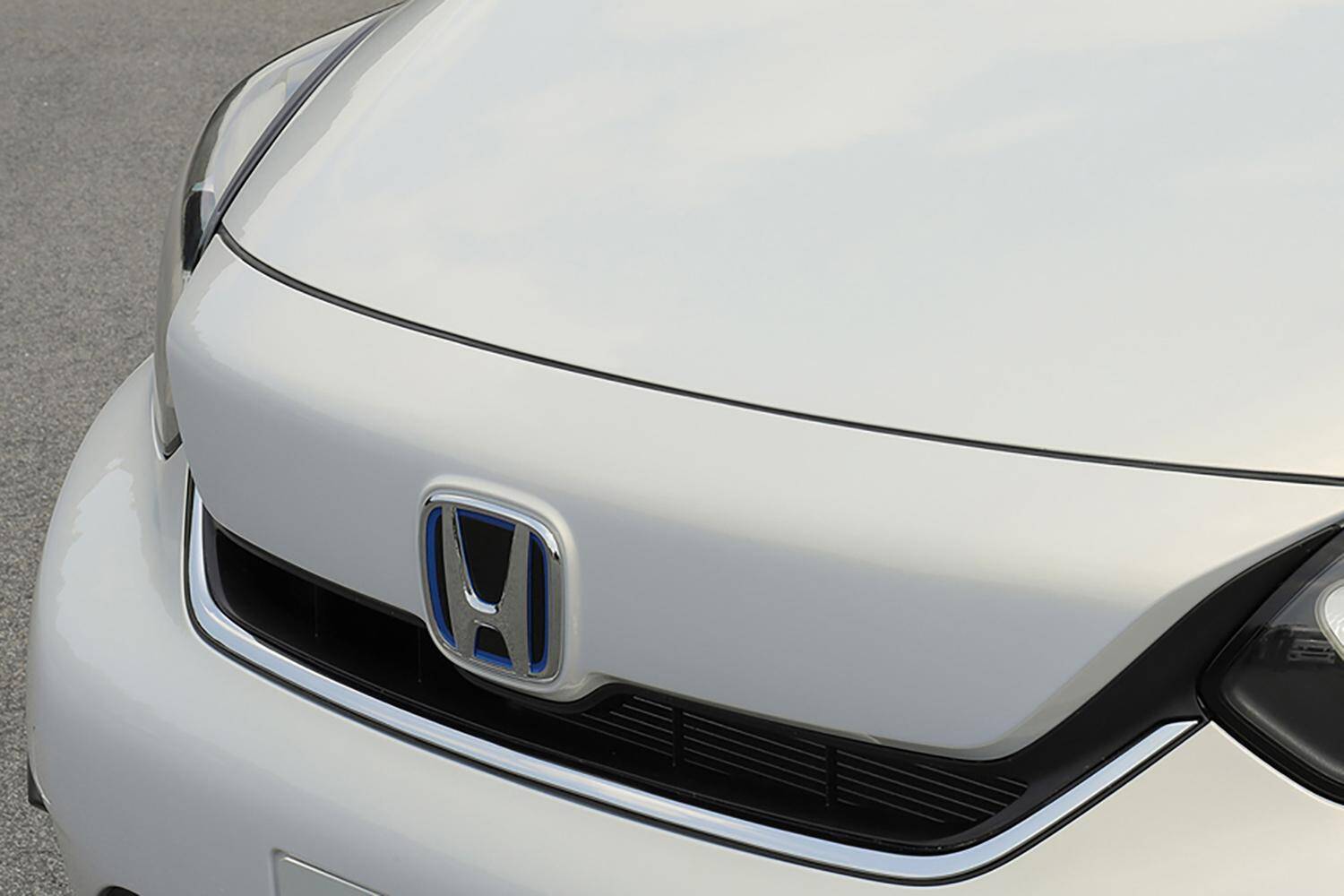 フィットの販売不振はヤリスに負けたわけじゃない！　４代目が陥った深刻な「戦略ミス」とは