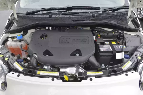 「優等生だらけのいまでも「乗り手」を選ぶ「クセモノ」！　恋人になれればドハマリする「人見知り」系クルマ５選」の画像