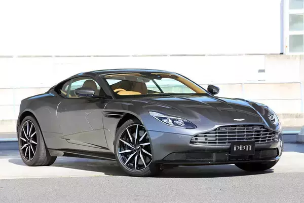 「変わる「高級車」の定義！　「価格が高い＝高級」の時代はすでに終わっている」の画像