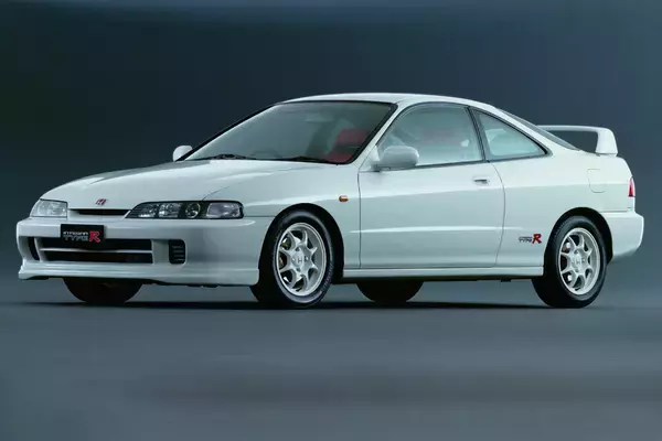 「ハンドリングならリヤ駆動！　トラクションなら4WD！　それでもホンダがFFスポーツにこだわるワケ」の画像