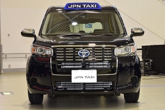 世の中には数多のクルマがあるのにナゼ？　タクシーに「トヨタ車ばかり」が選ばれるワケ