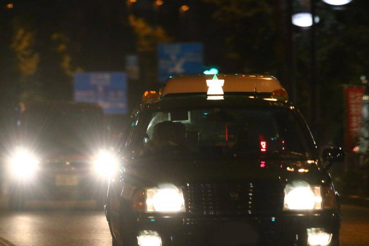 世の中には数多のクルマがあるのにナゼ？　タクシーに「トヨタ車ばかり」が選ばれるワケ