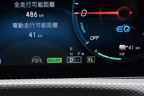 「【試乗】EV走行もスポーティな走りもOK！　PHEVのメルセデス・ベンツA 250 eは急速充電も対応で死角ナシ」の画像