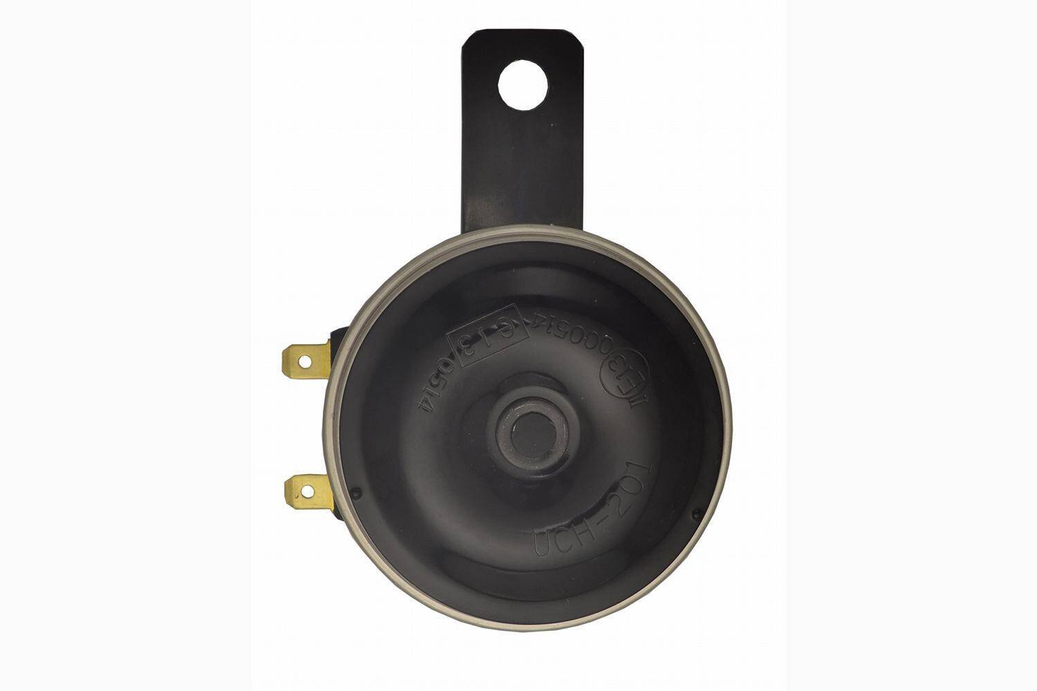 安いクルマは安っぽい音？　クルマによって「ホーン」の音色が大きく異なるワケ