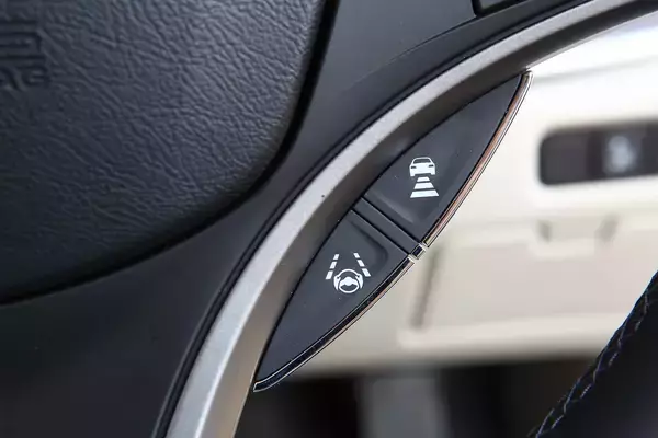 「運転の「恐怖」も「面倒くささ」もおさらば！　圧倒的に「使える」イマドキ先進装備10選」の画像