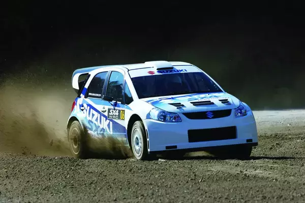 「ラリーアート・マツダスピード・スズキスポーツ！　走り系ファンを支える「ワークス」が消えたワケ」の画像